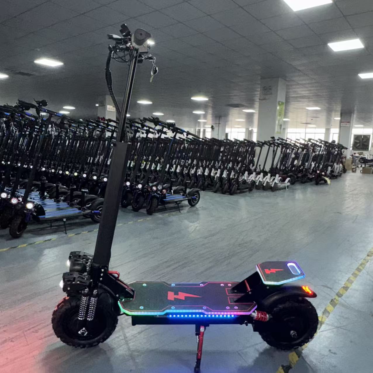 INNOVATIVE 10inch Tire Electric 800watt Motor scooter l (65km/h) LED Display Preview Speed At Any Time, LED Headlight & Tail Light Commuting Electric Scooter for Adults
