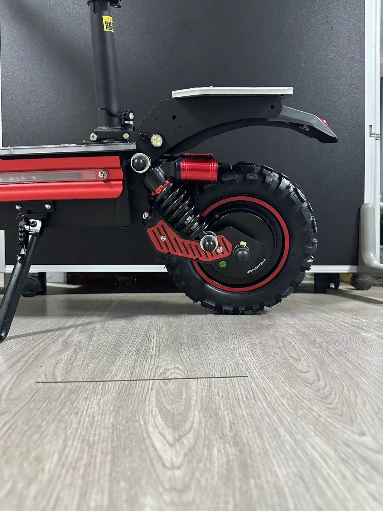 INNOVATIVE 10inch Tire Electric 800watt Motor scooter l (65km/h) LED Display Preview Speed At Any Time, LED Headlight & Tail Light Commuting Electric Scooter for Adults