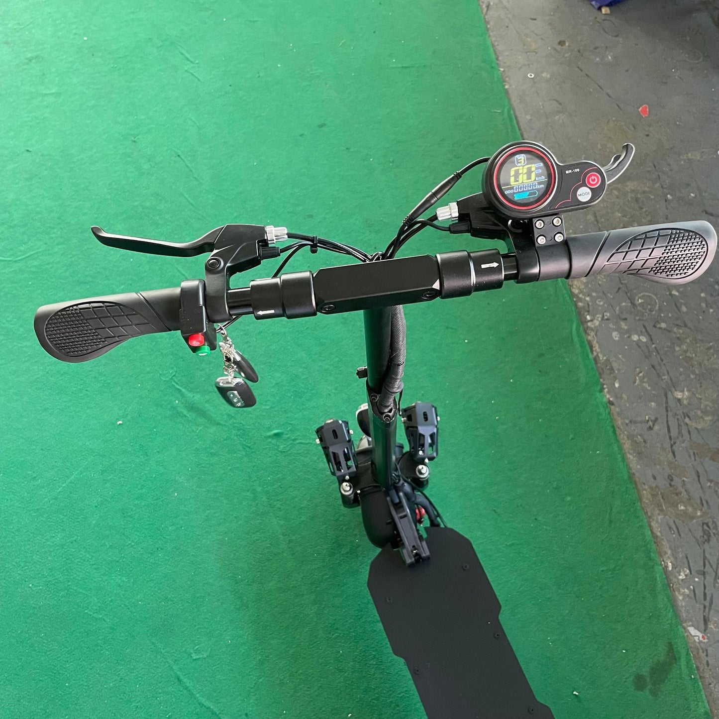 INNOVATIVE 10inch Tire Electric 500Watt Motor scooter l (50km/h) LED Display Preview Speed At Any Time, LED Headlight & Tail Light Commuting Electric Scooter for Adults
