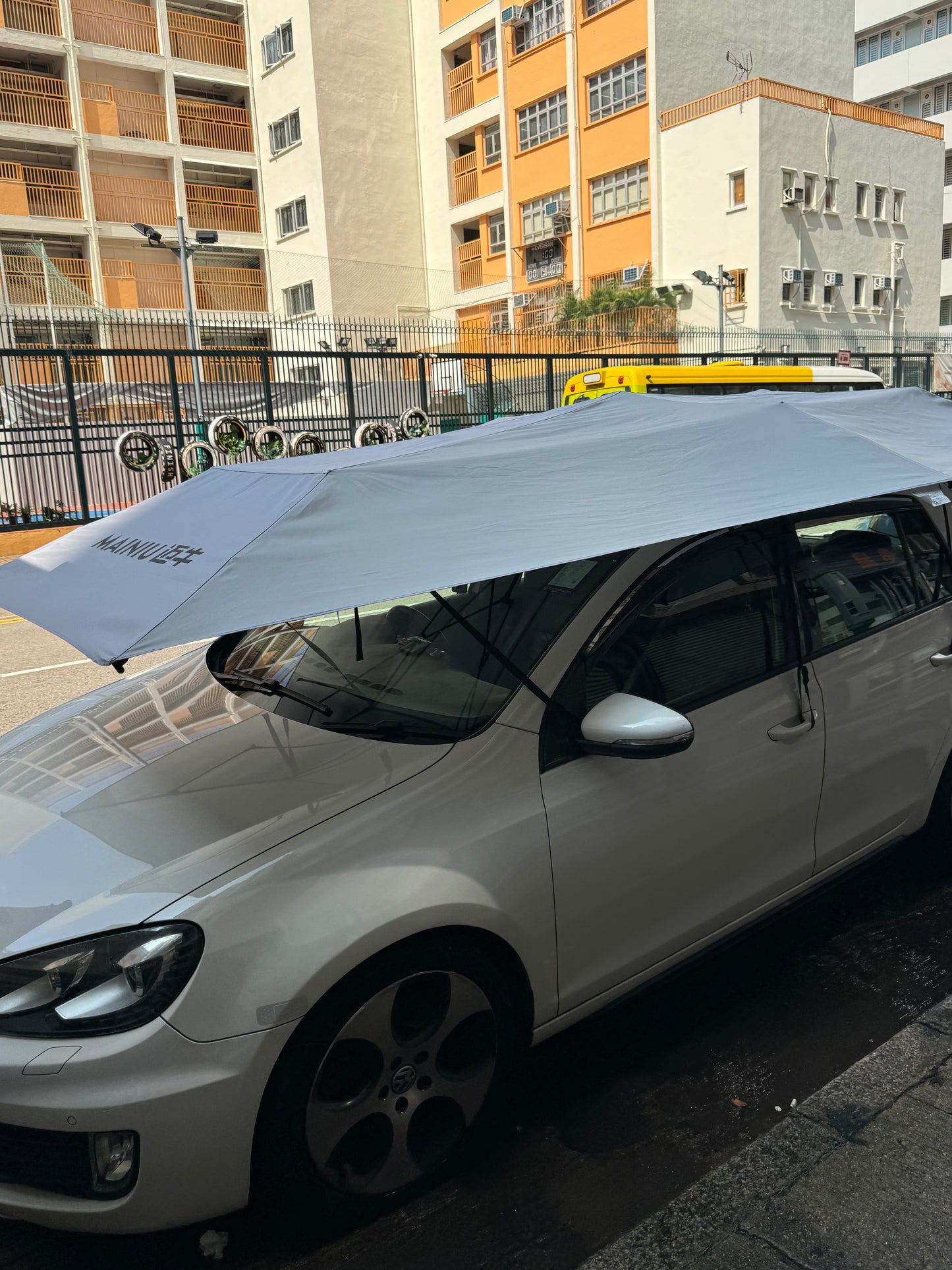 Fully Automatic Car Tent Removable Carport Folding Portable Car Protection Car Umbrella Sun Protection Car Awning Cover with Remote Control - Silver
