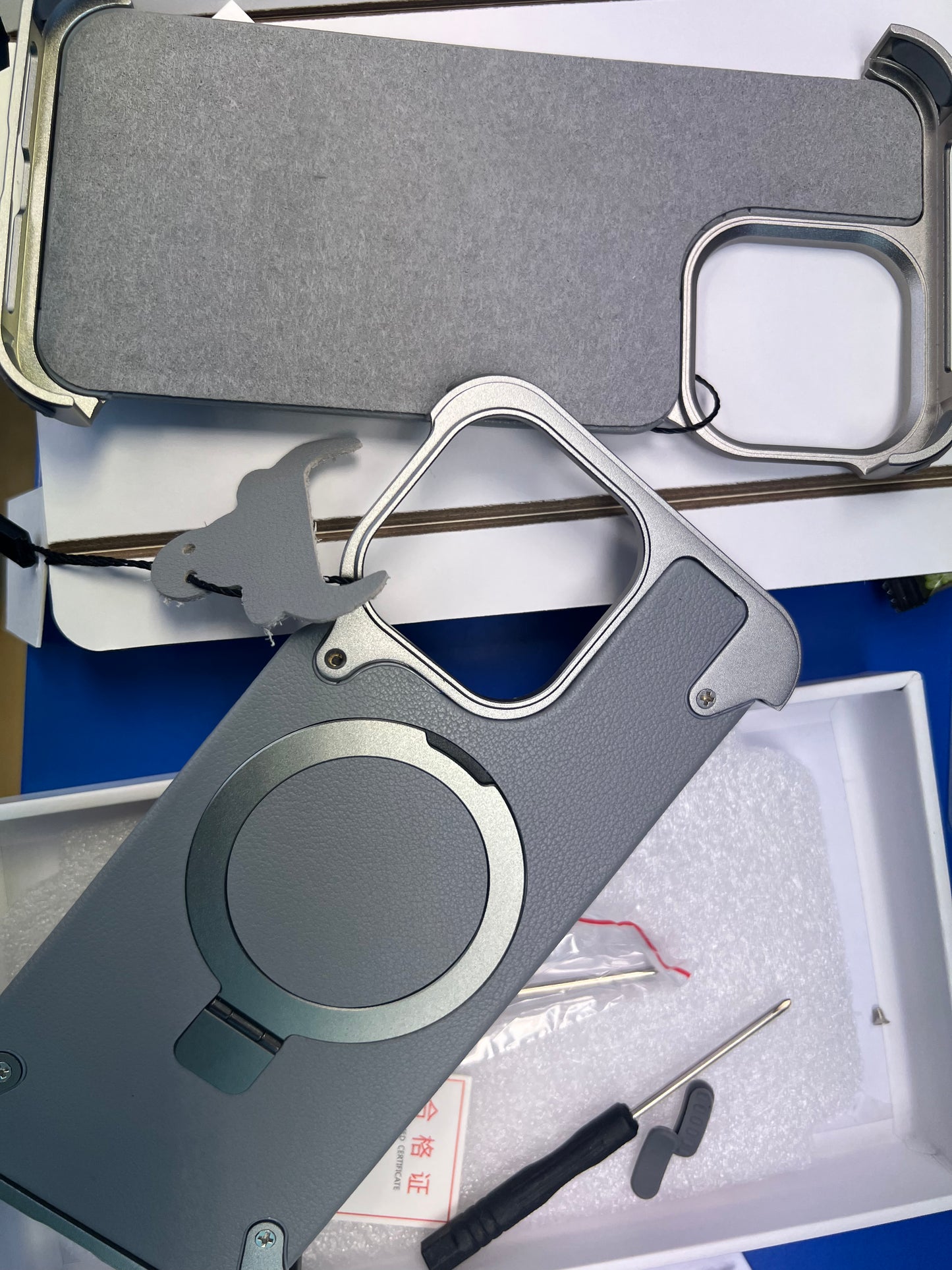 Light weight iPhone 14-15 metal leather MagSafe frameless case with holder & anti collision with screw driver