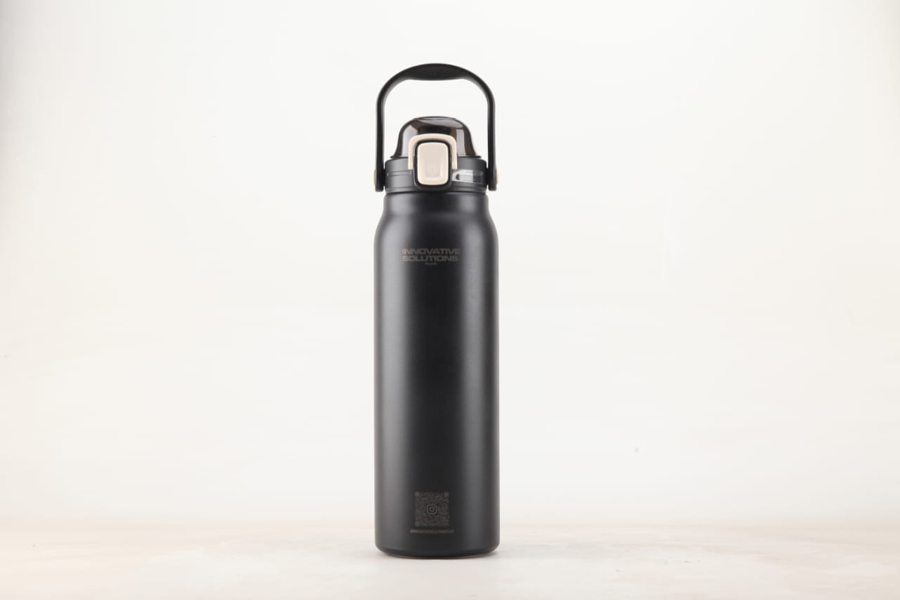 INNOVATIVE Insulated Water Bottles with Straw, 60oz Stainless Steel Metal Water Bottle , One-handed Opening Lid, BPA Free Reusable Water Bottles, Jugs, Thermos for Gym Sports Outdoors with Brush Sponge.