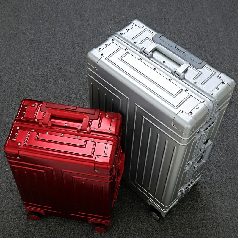 ISP anodised aluminium alloy, riveted high-gloss aluminium anti-crash corners. large 4 wheel aluminium suitcase provides enough room.