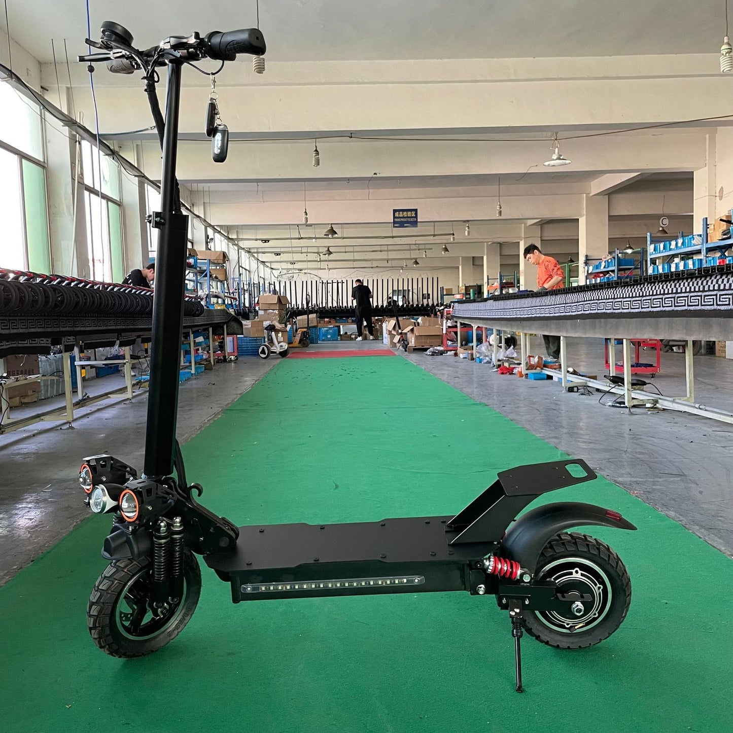 INNOVATIVE 10inch Tire Electric 500Watt Motor scooter l (50km/h) LED Display Preview Speed At Any Time, LED Headlight & Tail Light Commuting Electric Scooter for Adults