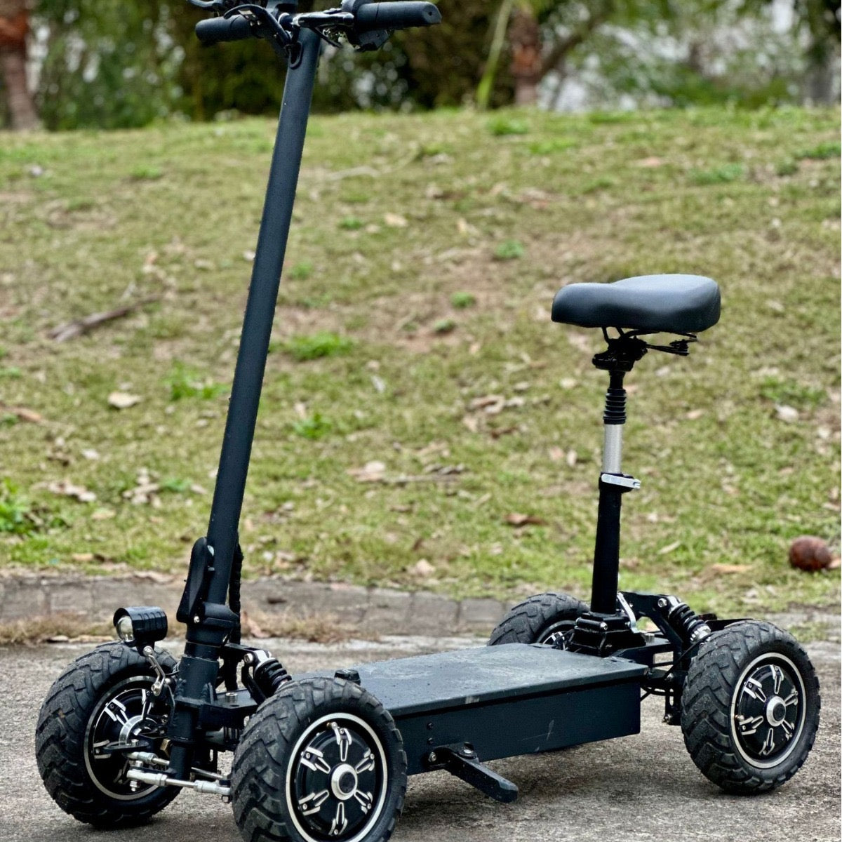 INNOVATIVE SOLUTIONS PLUS 4X4 All Wheel Drive Stand up Electric ATV Scooter with chair for golfers, hobbyist - 48v21AH (2400watt) - 40km/h