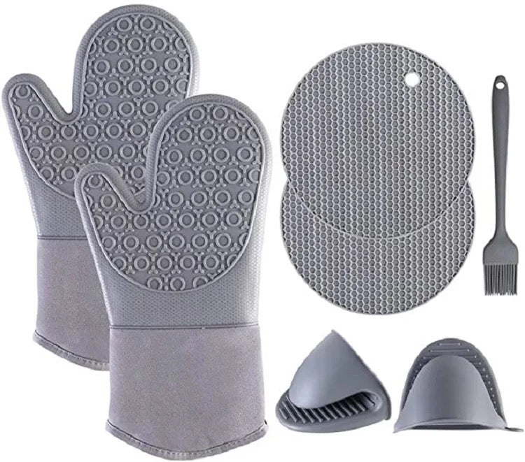 INNOVATIVE Silicone 500°F Heat Resistant Non-Slip Grip Oven Mitt and Trivets Set - Heat Resistant Cooking Gloves & Mats, Waterproof, Cotton Lined - Long Cooking Mitts, Potholders for Pans - BPA-Free - (13.3",7pcs, Gray)