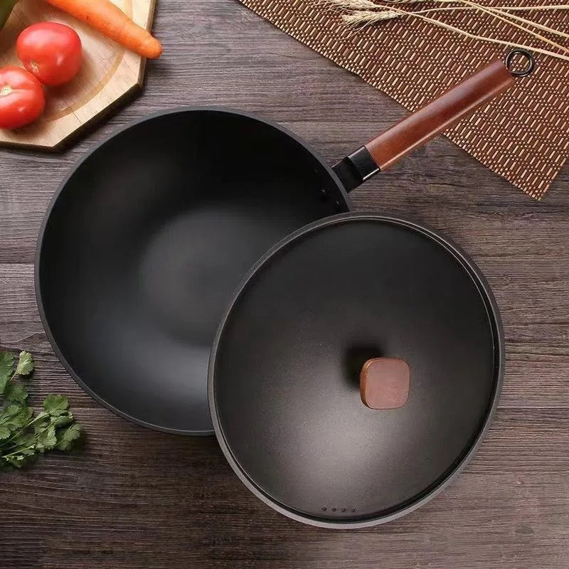 INNOVATIVE Carbon Steel Wok, 13 Inch Wok Pan with Lid and Spatula, Nonstick Woks and Stir-fry Pans, No Chemical Coated Flat Bottom Chinese Wok for Induction, Electric, Gas, All Stoves